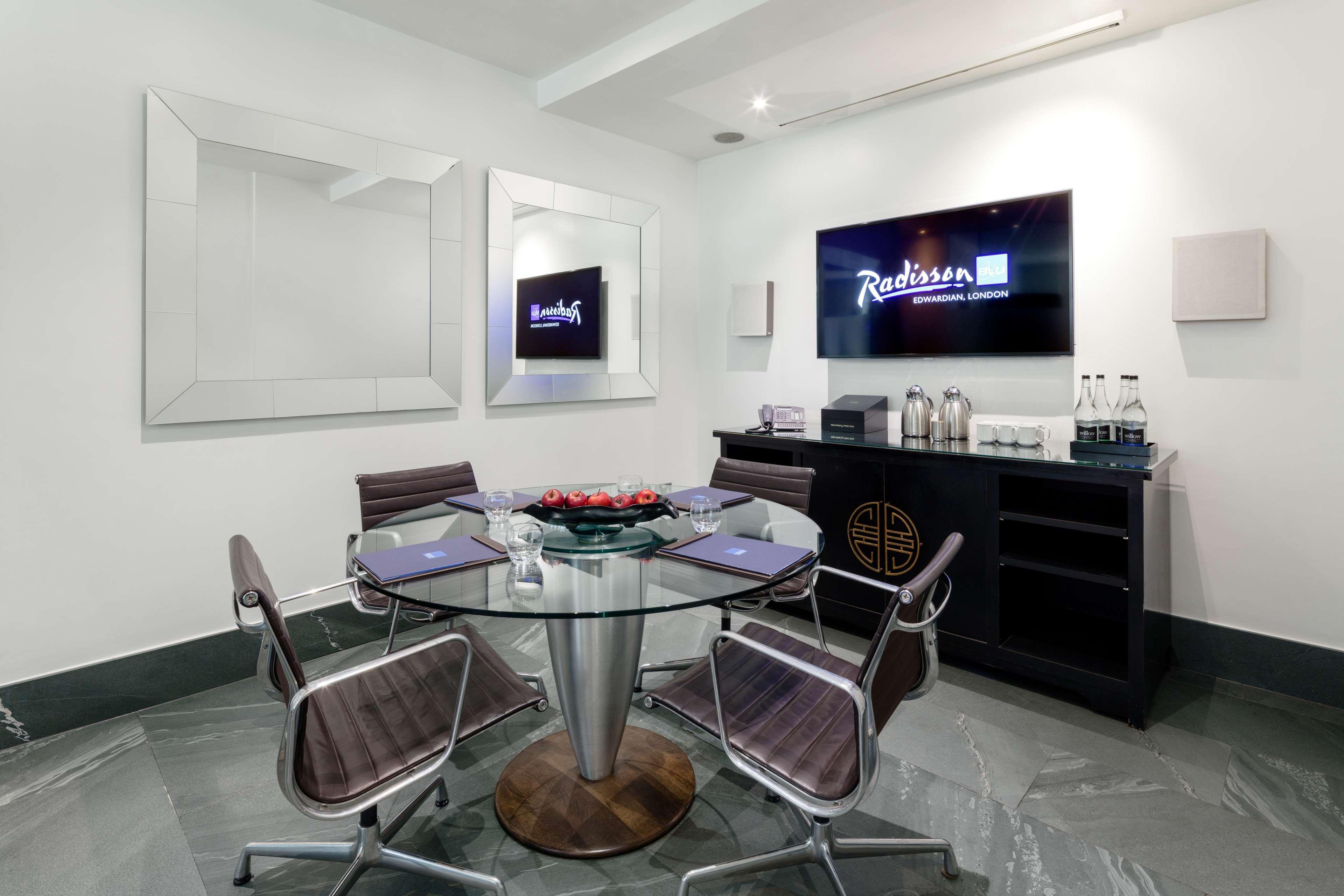Radisson Blu Hotel, London Marble Arch - Formerly Sussex Экстерьер фото